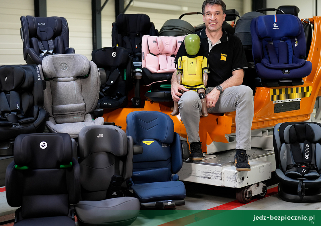 TESTY ADAC jesień 2025 | 17 modeli fotelików samochodowych dla dzieci